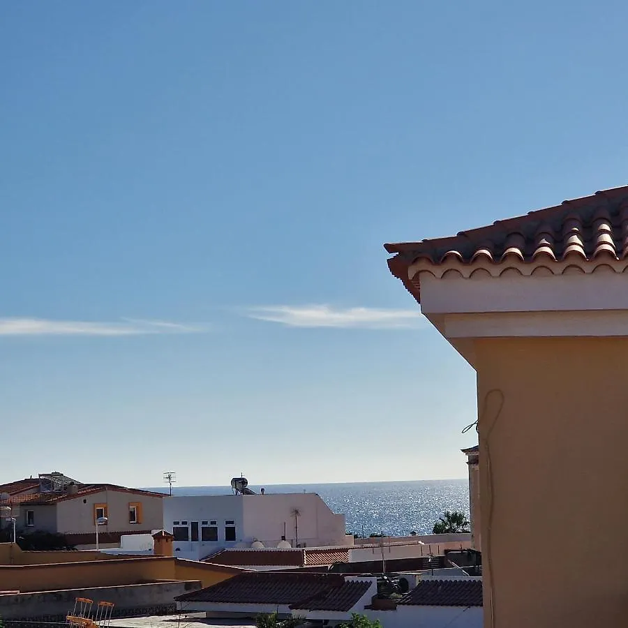 Integral 5 Coliving Bed & Breakfast El Médano İspanya