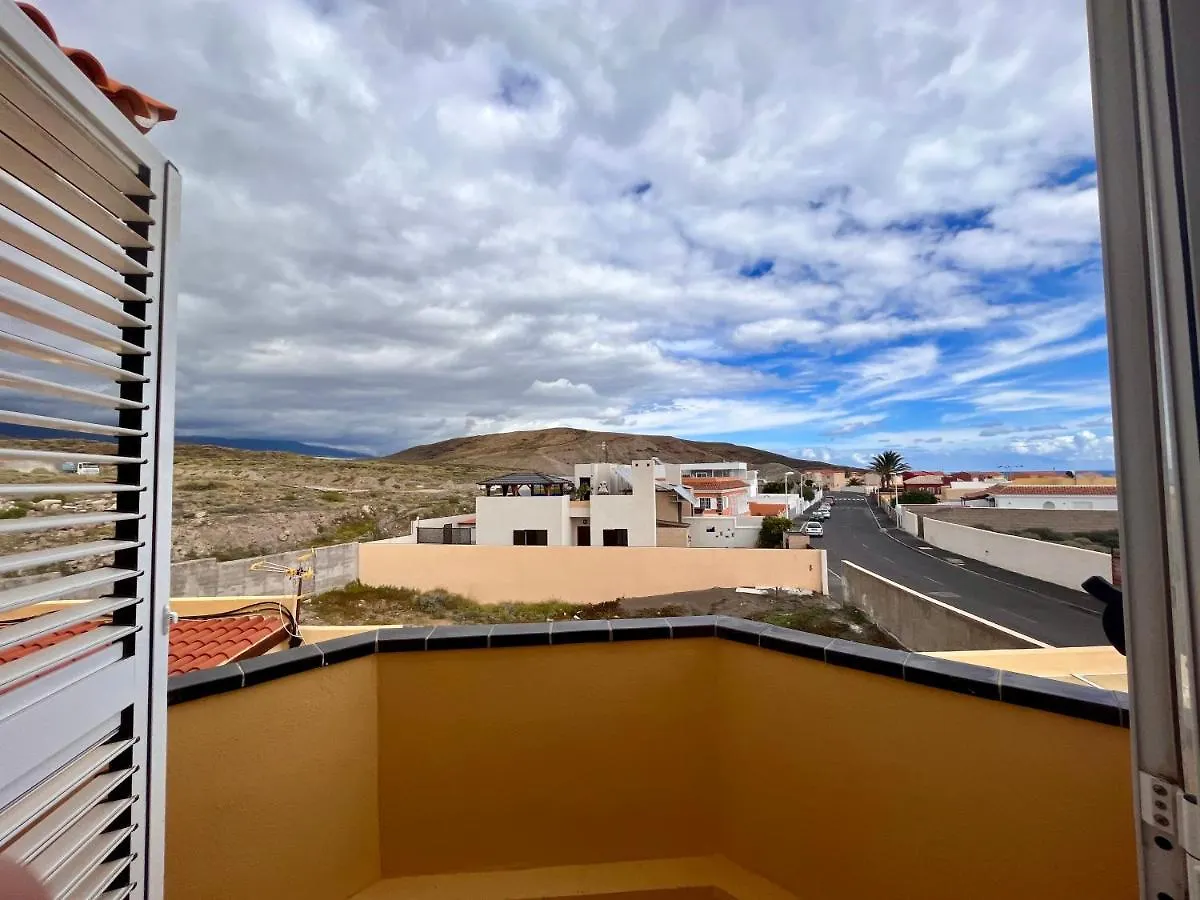 Integral 5 Coliving Bed and Breakfast El Médano Spagna
