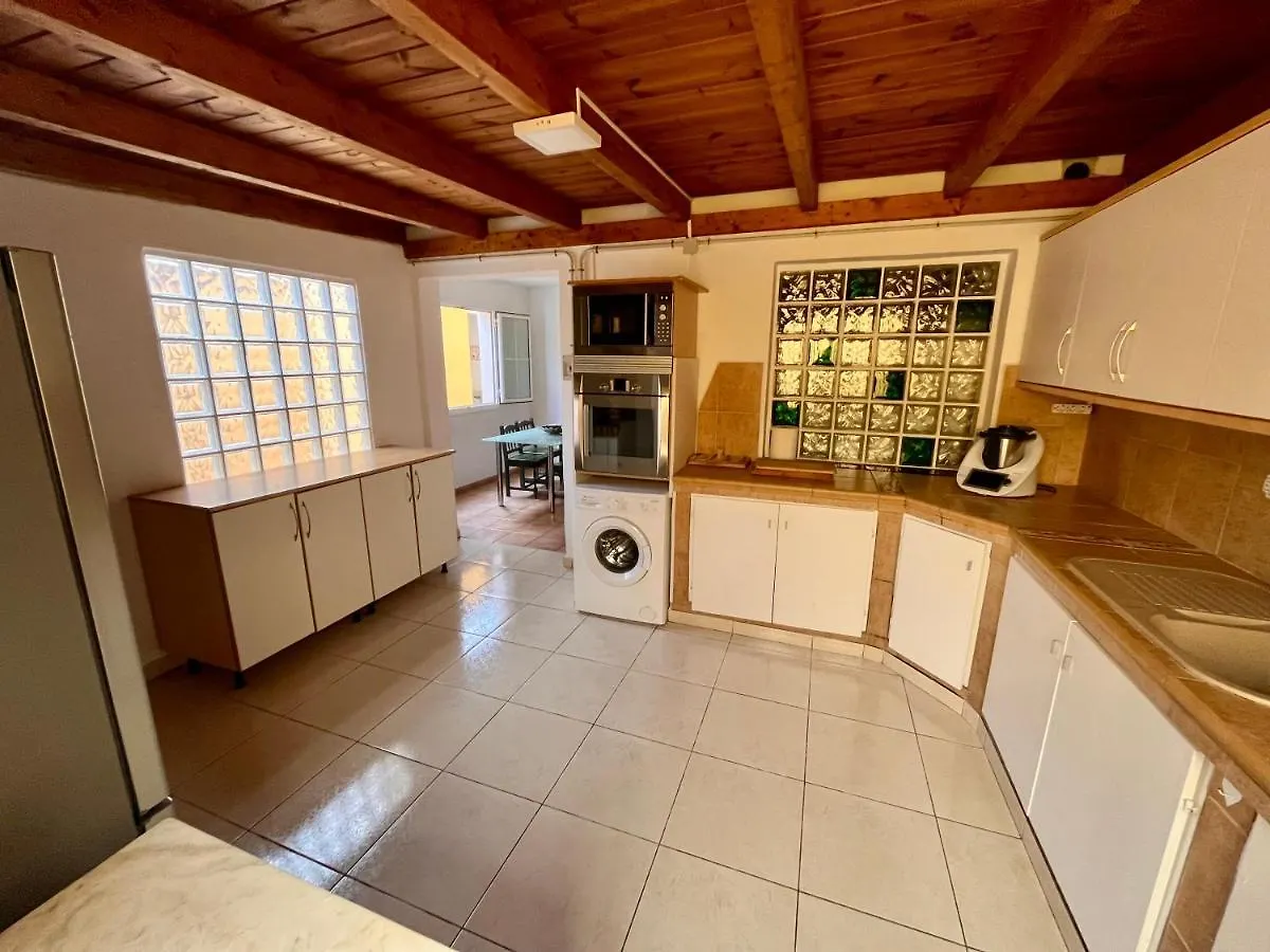Integral 5 Coliving Bed & Breakfast El Médano 0*,  İspanya