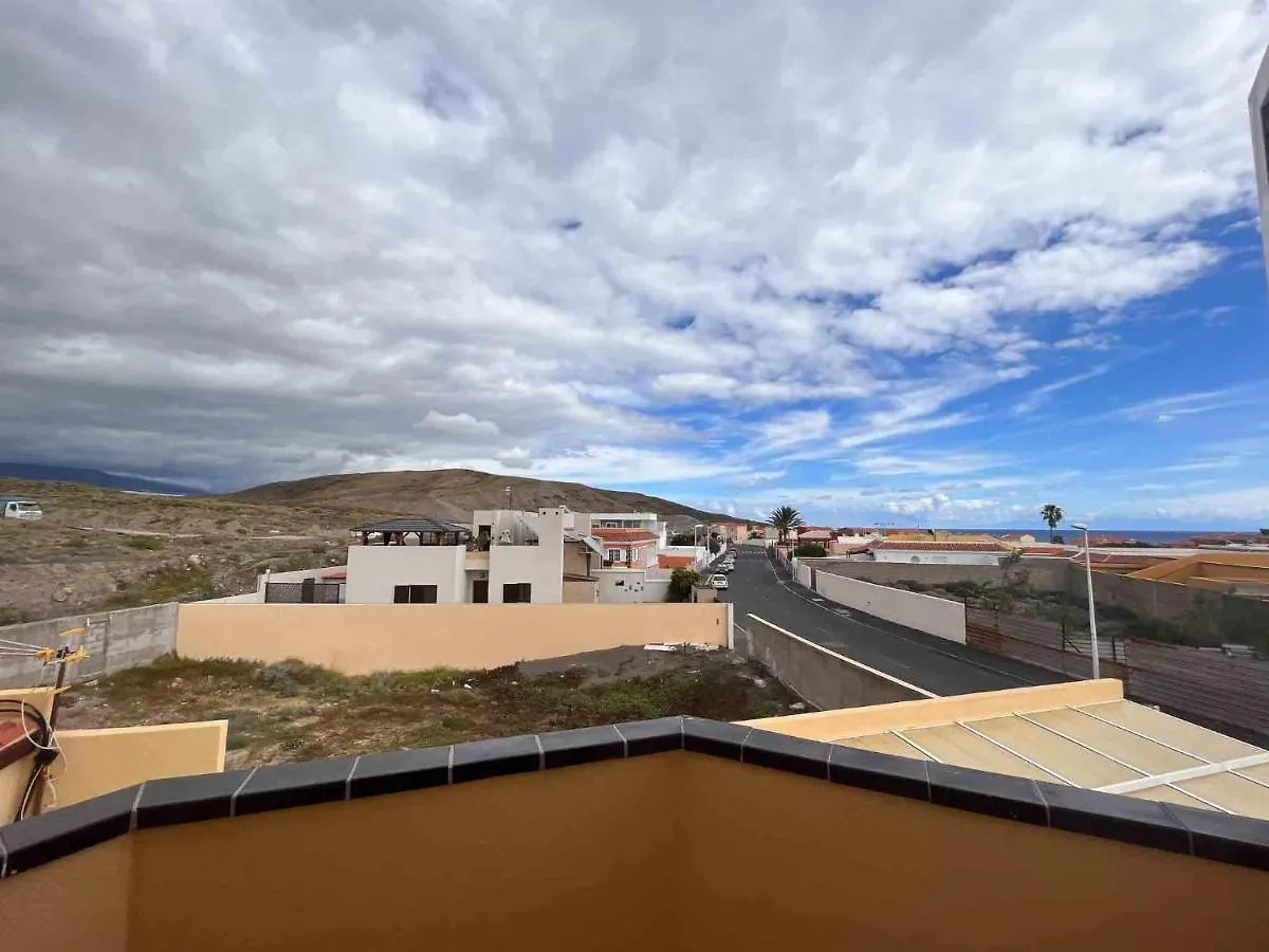 مبيت وإفطار El Médano Integral 5 Coliving 0*,  إسبانيا
